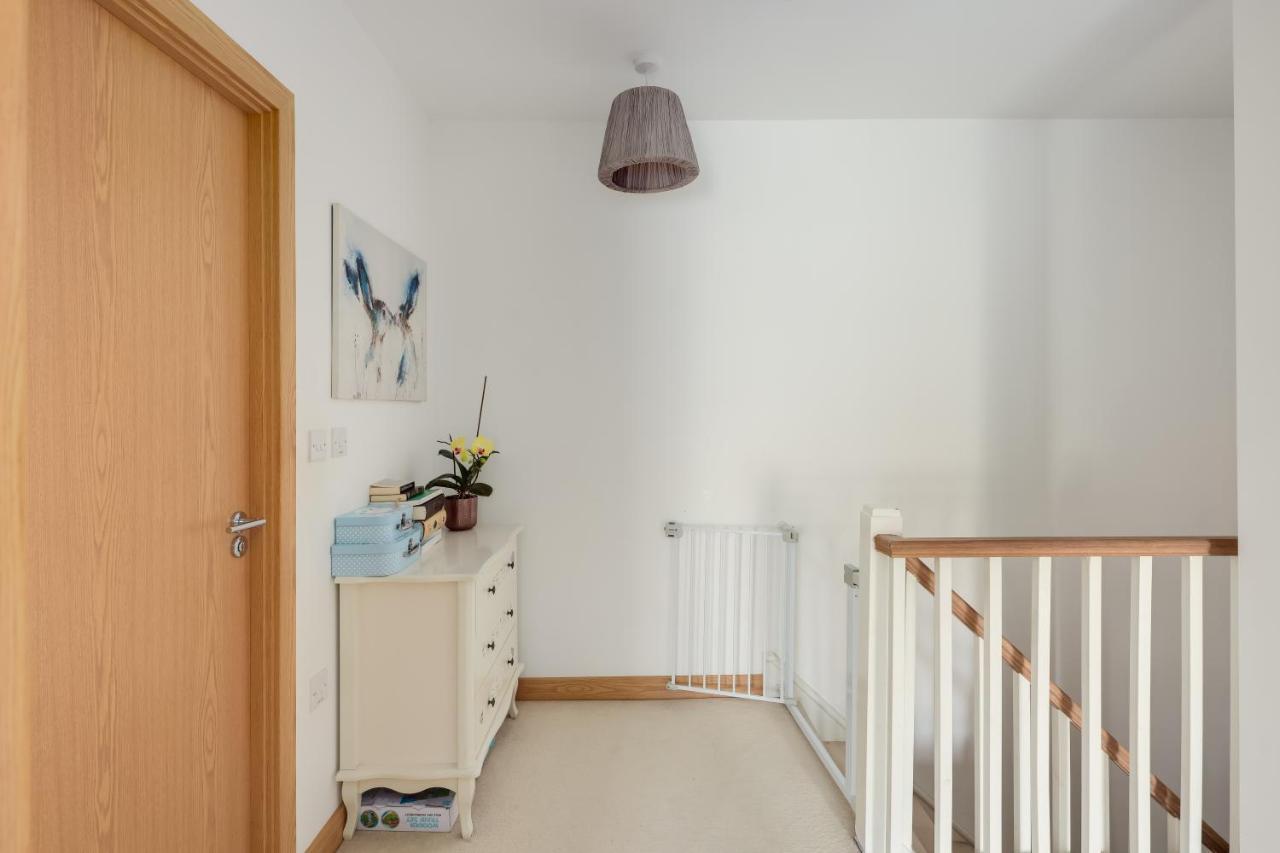 Two Double Bedroom Duplex Flat Londra Esterno foto